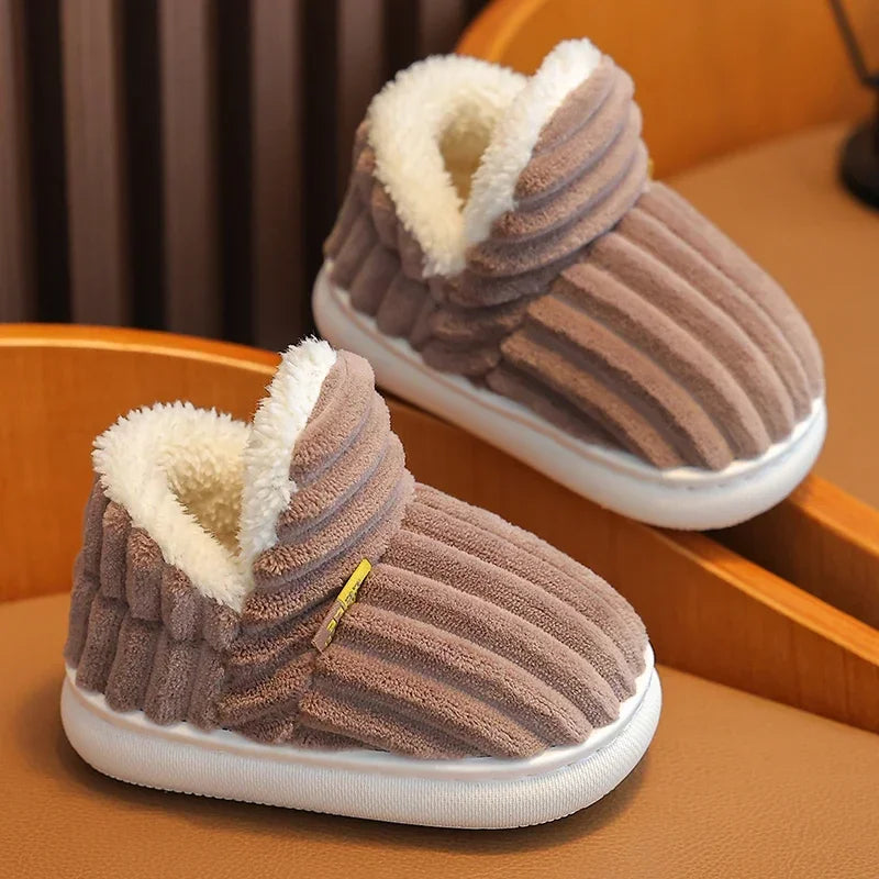 Warme Plüsch-Hausschuhe – Gemütliche Schuhe mit weicher Sohle für Kinder