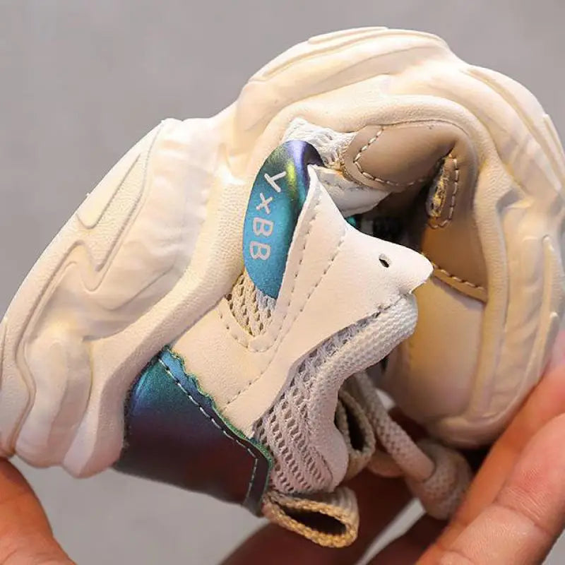 Freizeitschuhe für Kinder – Atmungsaktive Turnschuhe mit Anti-Rutsch-Sohle