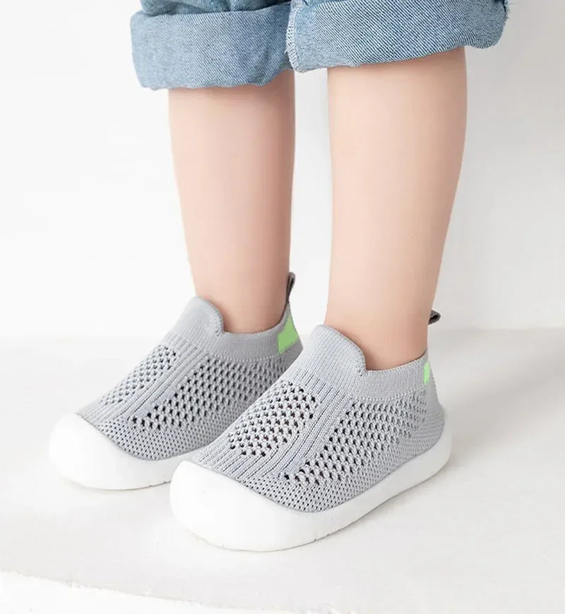 Frühling & Sommer Kids-Schuhe – Atmungsaktive Slip-On Turnschuhe für Mädchen & Jungs!