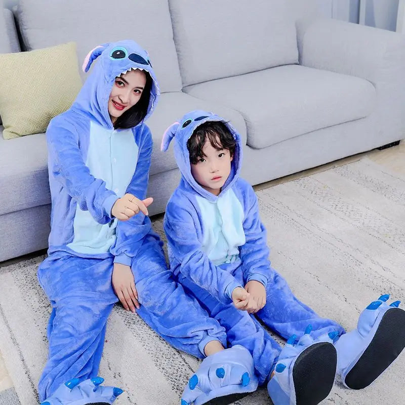 Stitch Kigurumi-Pyjama – Flauschiger Flanell-Overall für Kinder