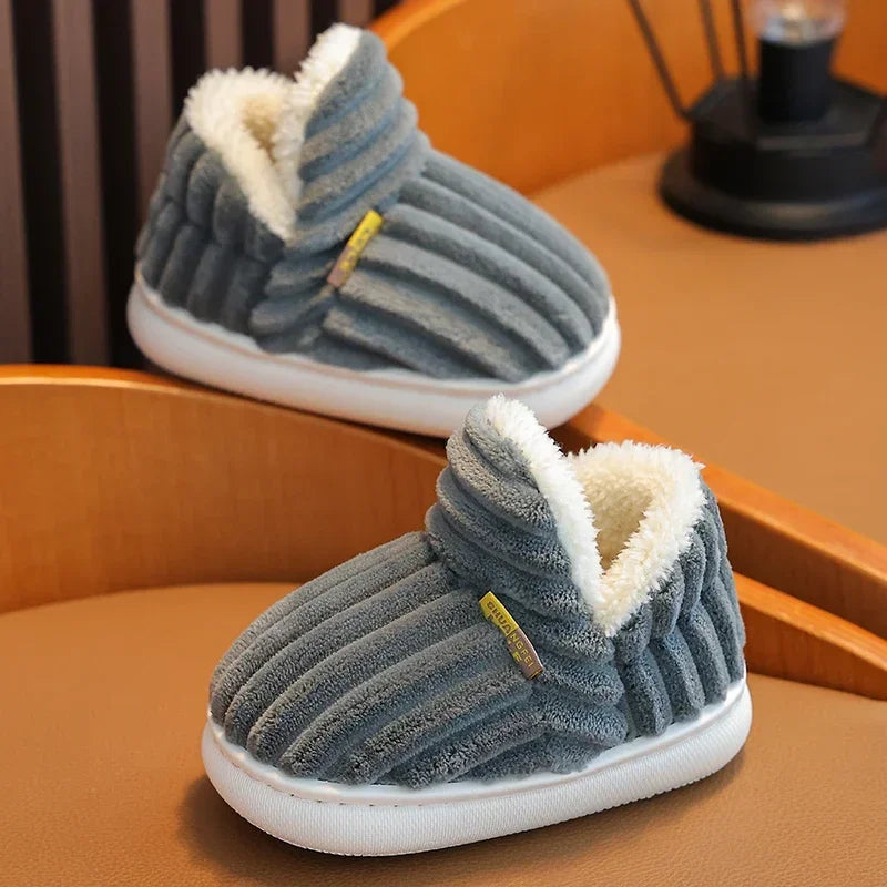 Warme Plüsch-Hausschuhe – Gemütliche Schuhe mit weicher Sohle für Kinder