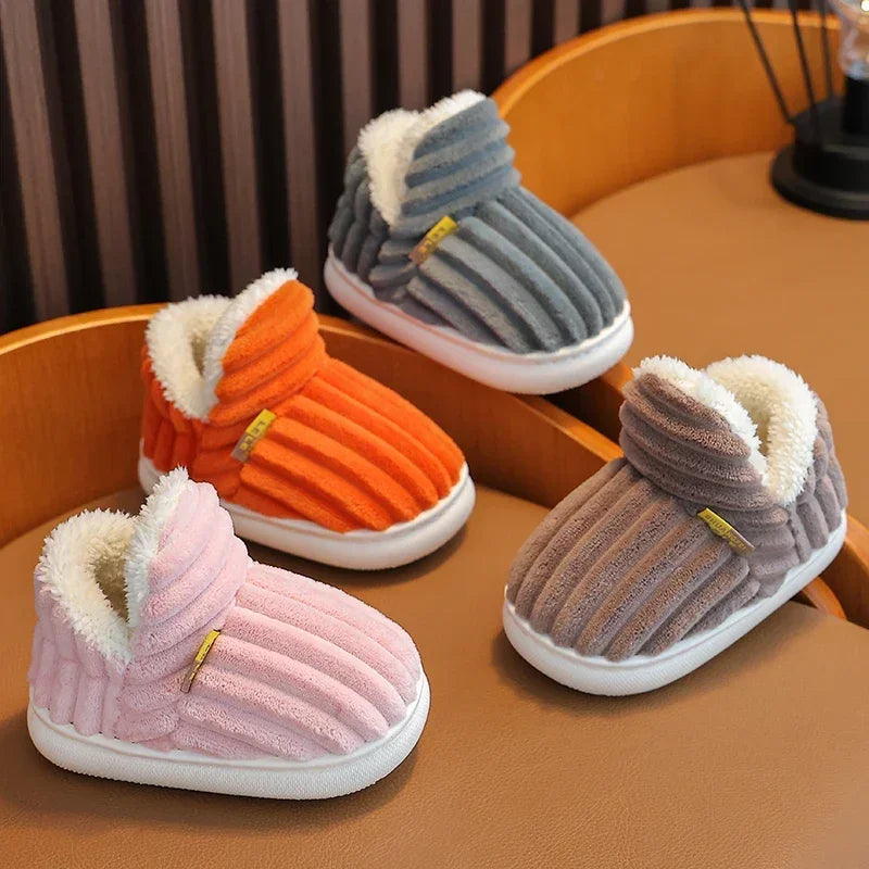 Warme Plüsch-Hausschuhe – Gemütliche Schuhe mit weicher Sohle für Kinder
