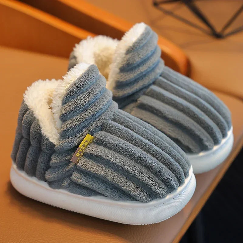 Warme Plüsch-Hausschuhe – Gemütliche Schuhe mit weicher Sohle für Kinder