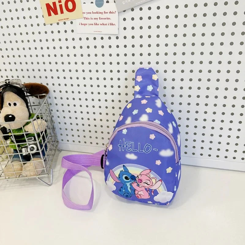 Stitch & Angel Cartoon-Umhängetasche mit Münzfach – Modische lässige Brusttasche für Alltag, Reisen und Freizeit