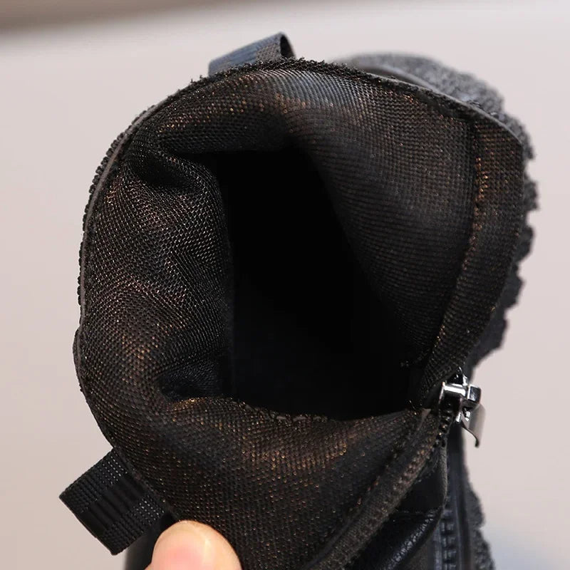 Kinder Boots – Modische & Rutschfeste Winterschuhe für Kinder