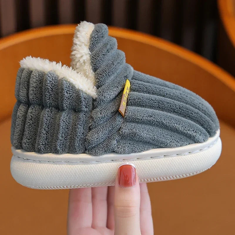 Warme Plüsch-Hausschuhe – Gemütliche Schuhe mit weicher Sohle für Kinder