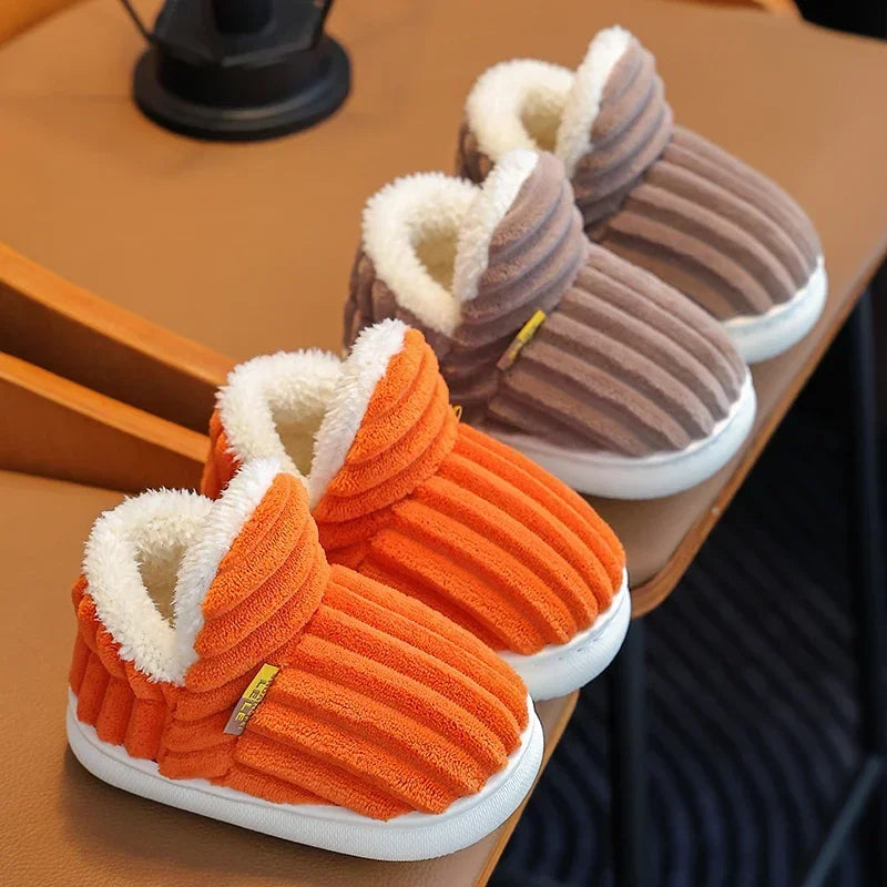 Warme Plüsch-Hausschuhe – Gemütliche Schuhe mit weicher Sohle für Kinder