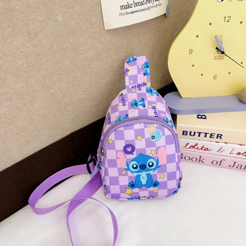 Stitch & Angel Cartoon-Umhängetasche mit Münzfach – Modische lässige Brusttasche für Alltag, Reisen und Freizeit