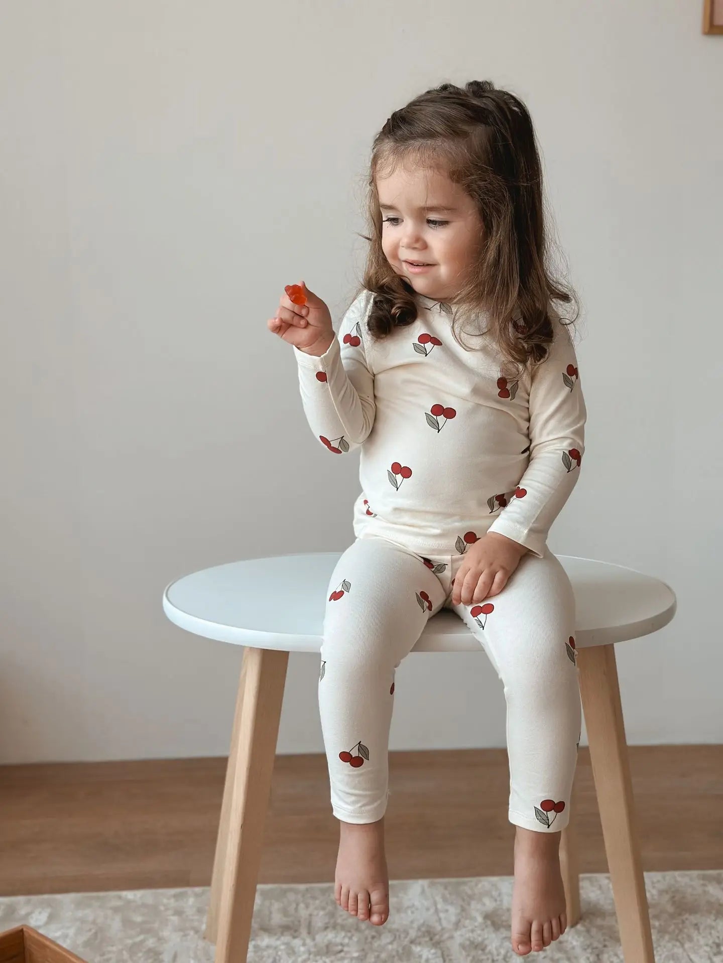 Kinder-Pyjama-Set – Weiche Homewear aus Baumwolle mit Früchte-Print