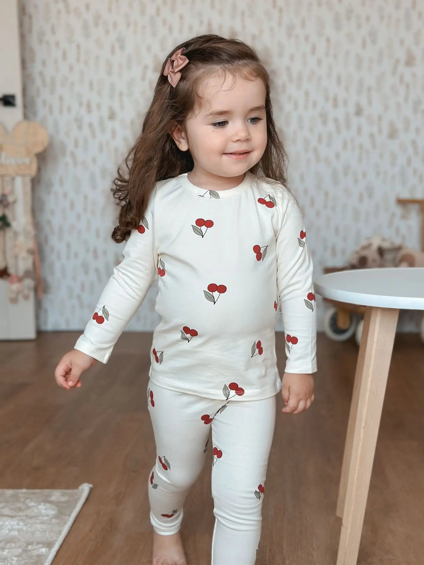 Kinder-Pyjama-Set – Weiche Homewear aus Baumwolle mit Früchte-Print