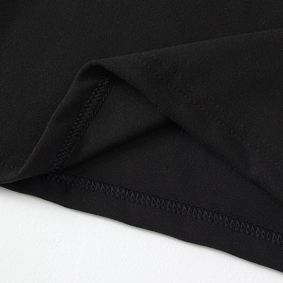 Unisex Langarm-T-Shirt mit mittelhohem Kragen  – Schlichtes Basic für Herbst und Winter auch im 3er Pack