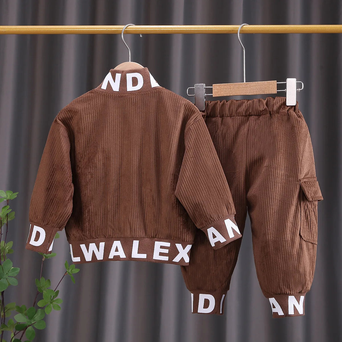 Cord-Set für Baby Jungen & Mädchen – Lässiges Zweiteiler-Outfit