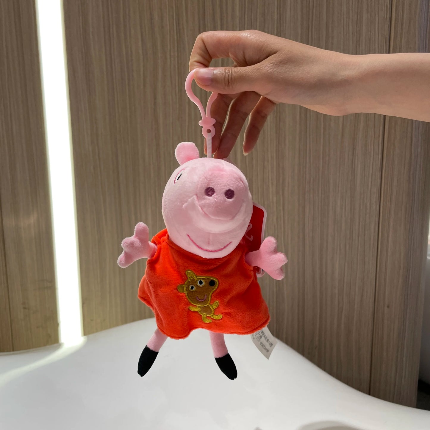 Peppa Pig Plüschpuppe (19 cm) – Weiche Kinder Plüschfigur mit Peppa, George, Suzy & Co.