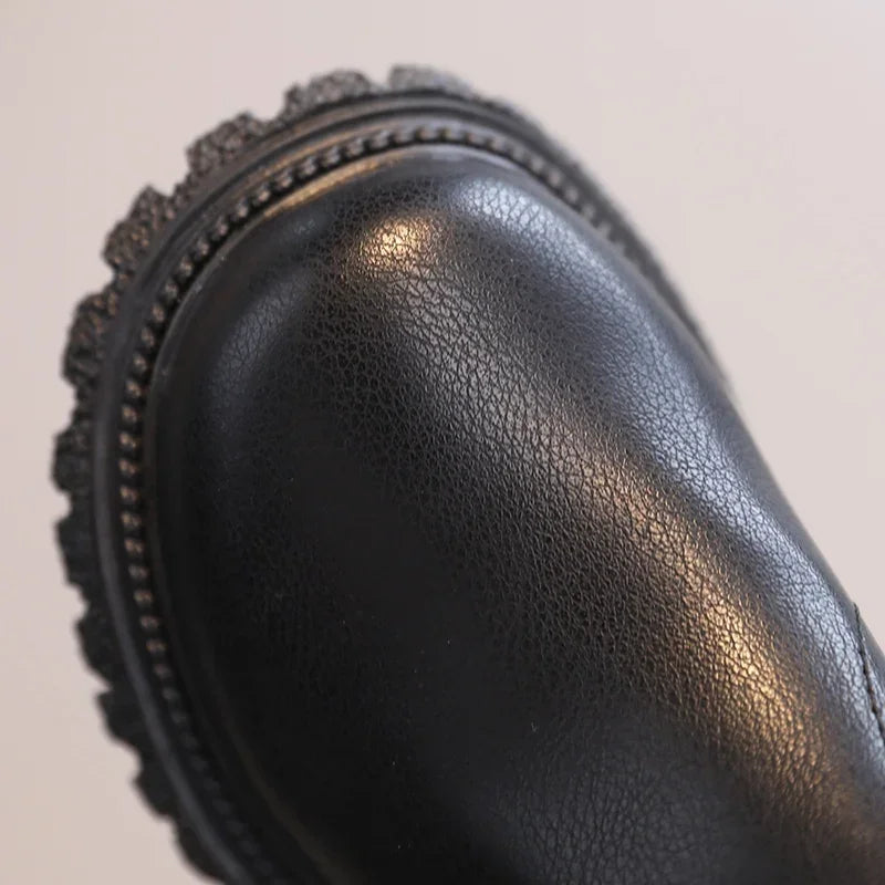 Kinder Boots – Modische & Rutschfeste Winterschuhe für Kinder