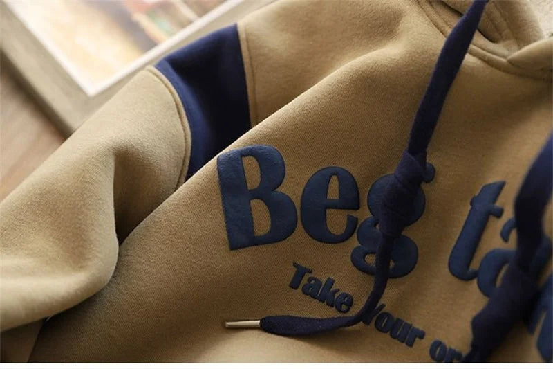 Fleece-Hoodie für Jungen – Warmer Pullover mit Buchstabendruck