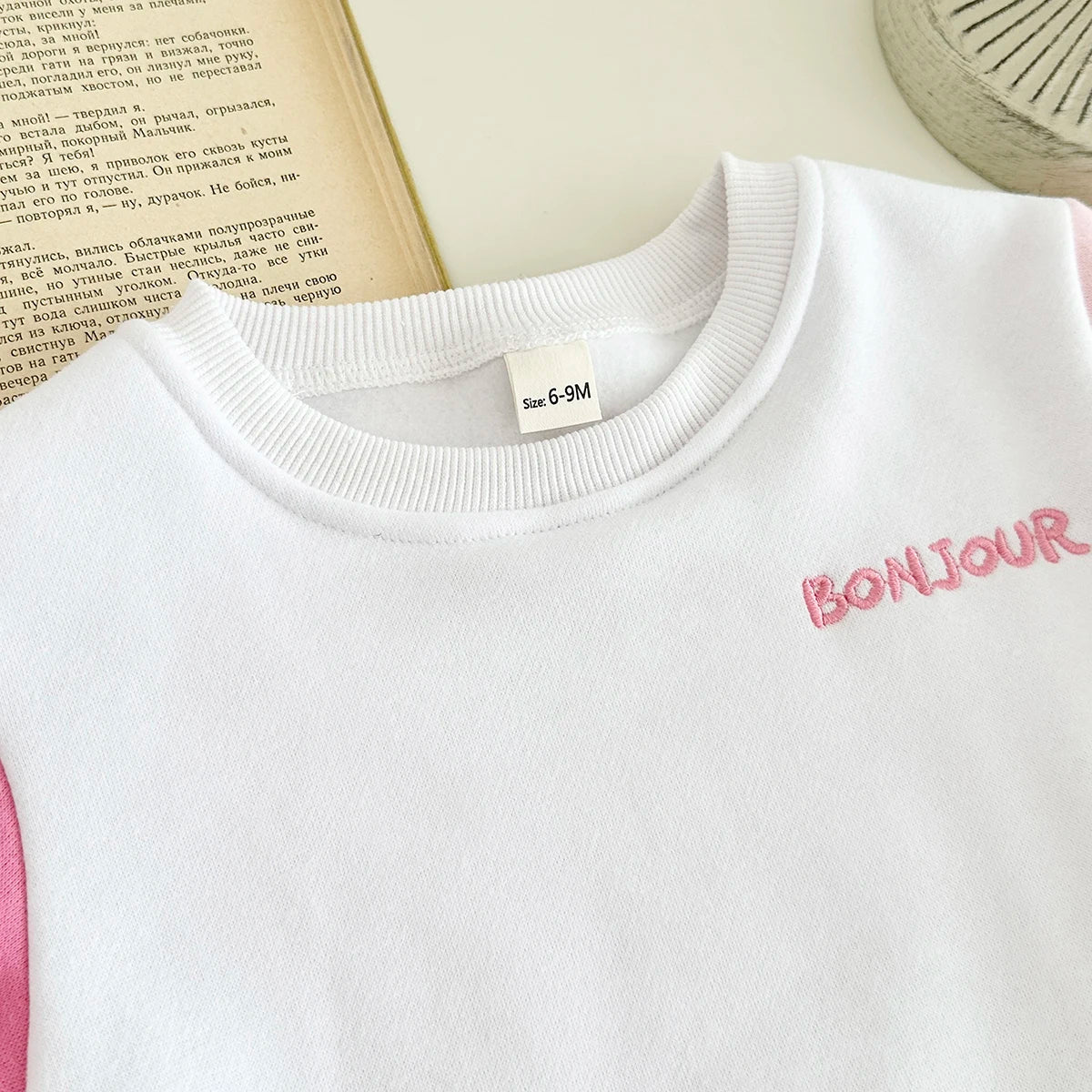 Neugeborenen-Set „Bonjour“ – Warmer Trainingsanzug für Herbst & Winter