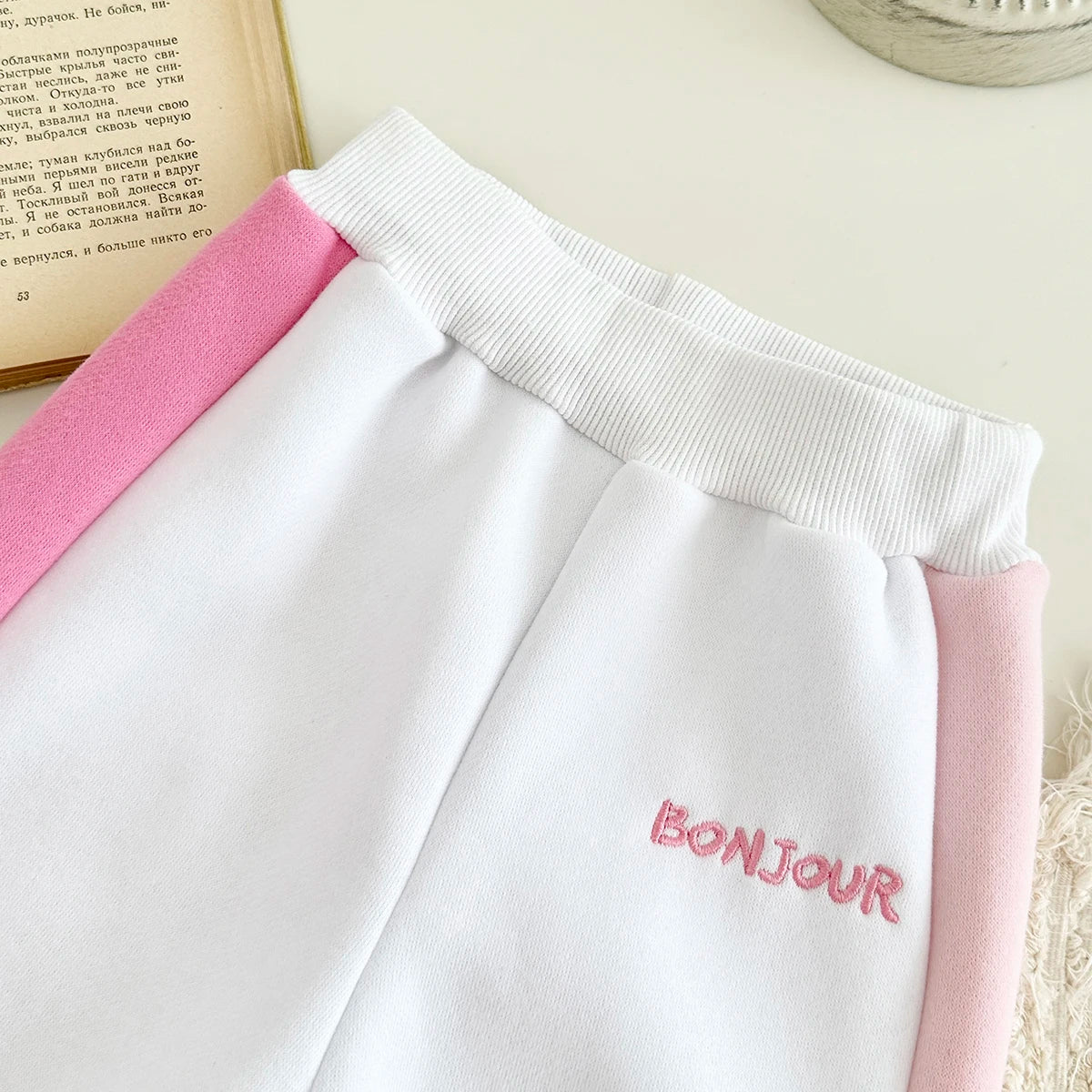 Neugeborenen-Set „Bonjour“ – Warmer Trainingsanzug für Herbst & Winter