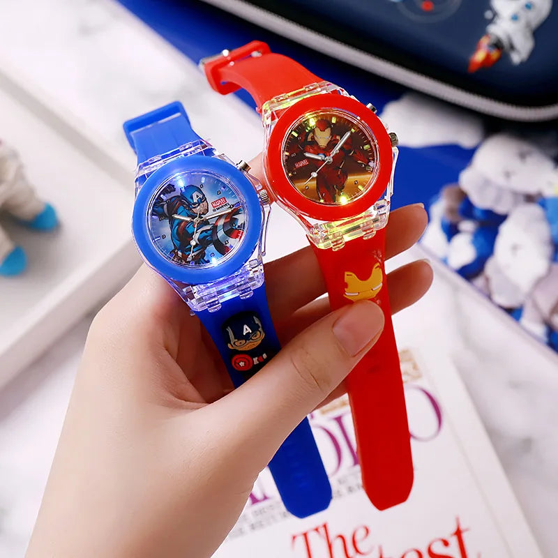 3D Mickey Mouse oder Marvel Kinderuhr mit Leuchtfunktion – Bunte Silikon-Digitaluhr für Mädchen und Damen, Perfektes Geschenk für Kinder und Disney-Fans