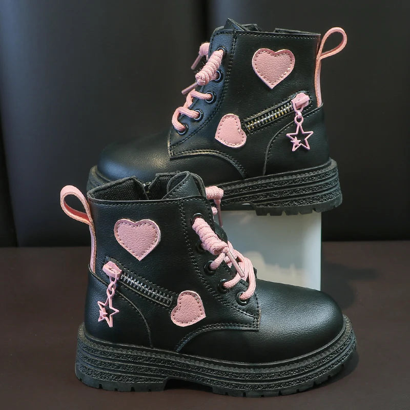 Mädchenstiefel, modische Gummistiefel für Kinder, cooles MädcModische Mädchen-Stiefel – Rosa Gummistiefel mit Herz-Designen, Herbst und Winter, Baumwolle, weiche Sohle, Rosa mit Liebe, seitlicher Reißverschluss, Prinzessin, runde Zehenpartie, PU
