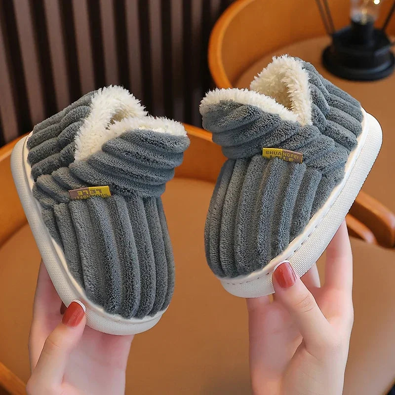 Warme Plüsch-Hausschuhe – Gemütliche Schuhe mit weicher Sohle für Kinder