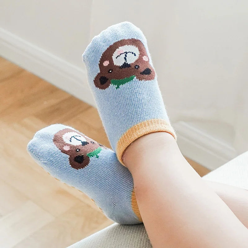 Niedliche Baumwollsocken für Kinder – 6 Paar mit süßem Tier-Design für kleine Füße!