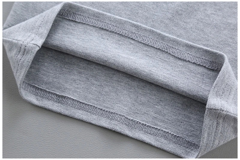 Verschiedene Sets für Babys – Bequemes T-Shirt & Shorts aus Baumwolle