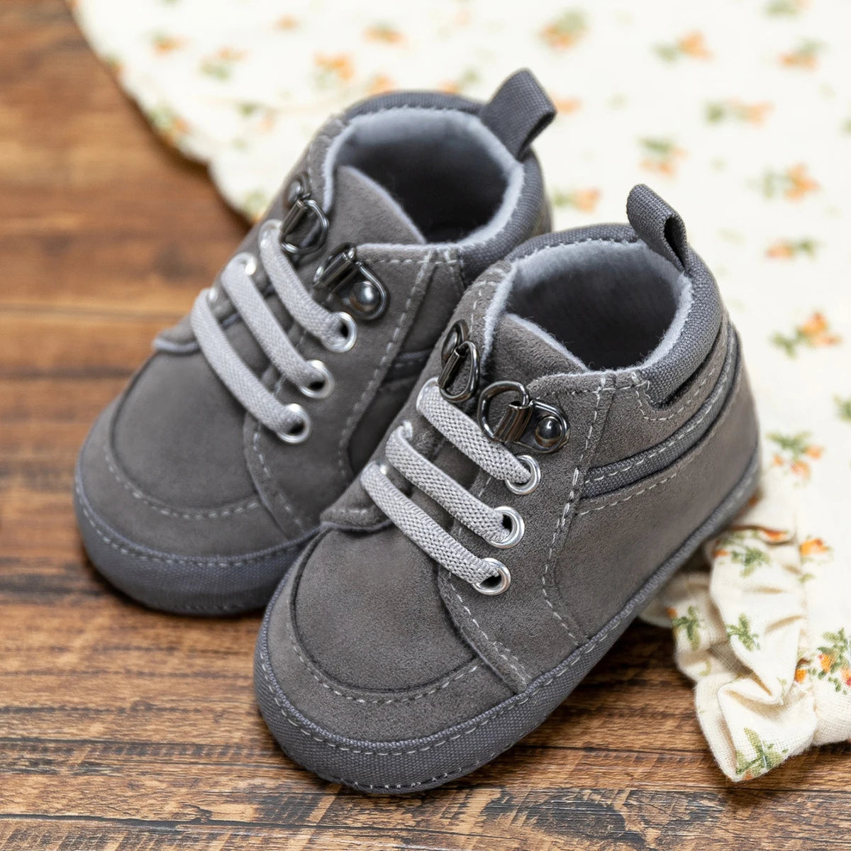 Baby-Schuhe – Weiche Lauflernschuhe für die ersten Schritte