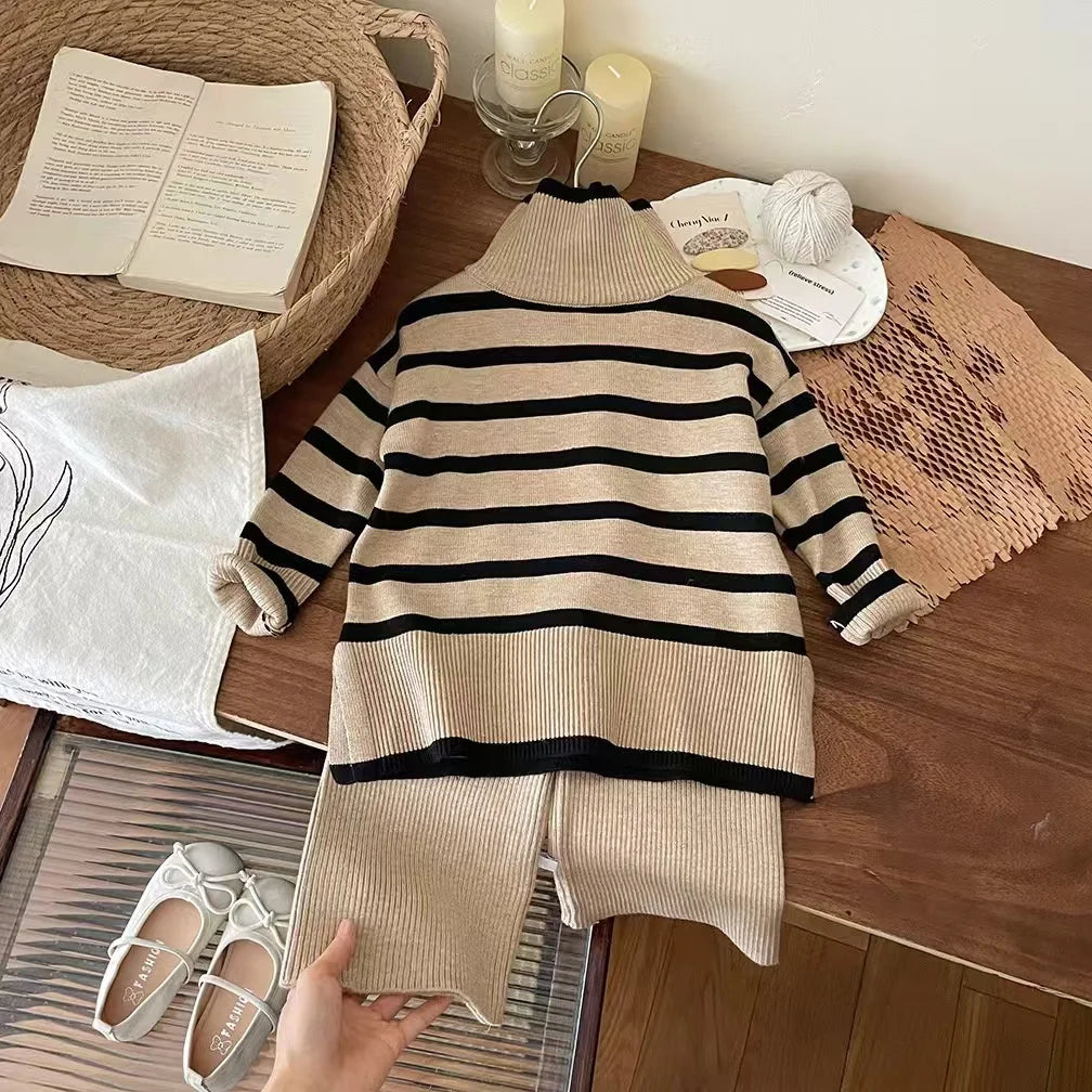 Mädchen-Herbst- und Winter-Set 2025 – Stilvoller Strickpullover mit hohem Kragen und weiten Beinen, zweiter Teil mit Hose, modisches Baby-Outfit für kalte Tage