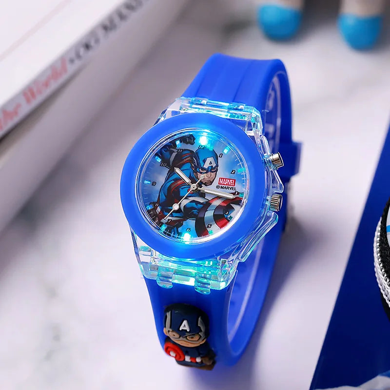 3D Mickey Mouse oder Marvel Kinderuhr mit Leuchtfunktion – Bunte Silikon-Digitaluhr für Mädchen und Damen, Perfektes Geschenk für Kinder und Disney-Fans