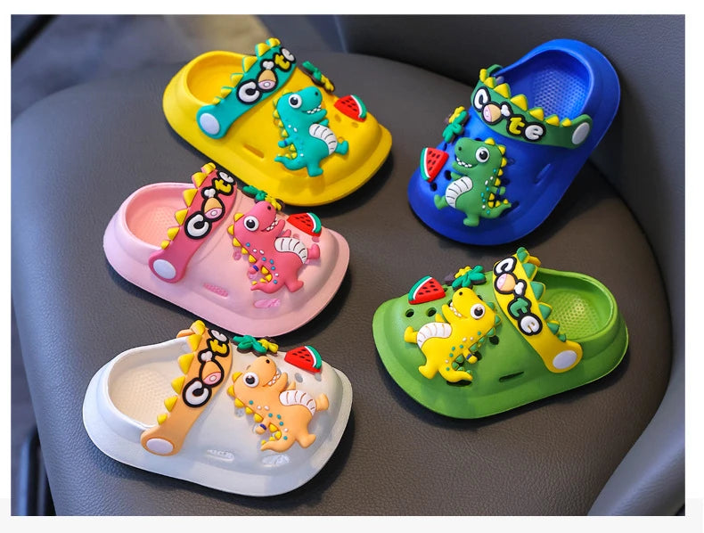 Dino Gartenschuhe / Badeschuhe für Kinder – Rutschfeste Hausschuhe