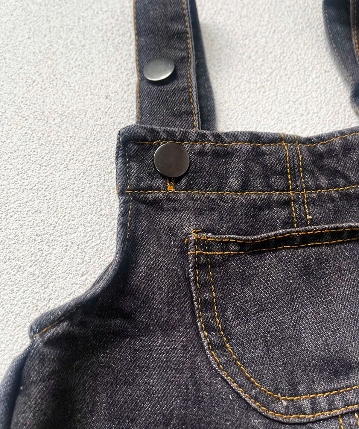 Unisex-Denim-Overall – Lässiger Kurz-Style für Babys und Kleinkinder