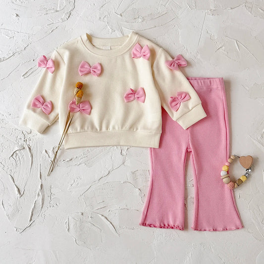 Baby und Kinder Zweiteiler Set - Set mit Stickerei für jede Jahreszeit