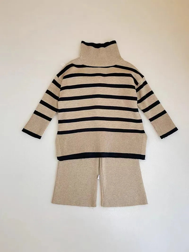 Mädchen-Herbst- und Winter-Set 2025 – Stilvoller Strickpullover mit hohem Kragen und weiten Beinen, zweiter Teil mit Hose, modisches Baby-Outfit für kalte Tage