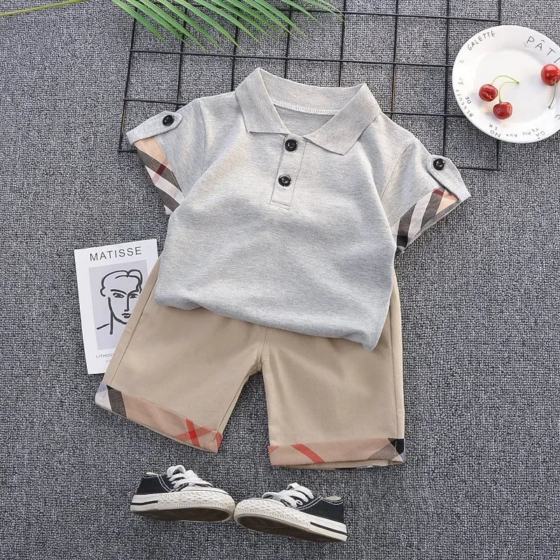Verschiedene Sets für Babys – Bequemes T-Shirt & Shorts aus Baumwolle