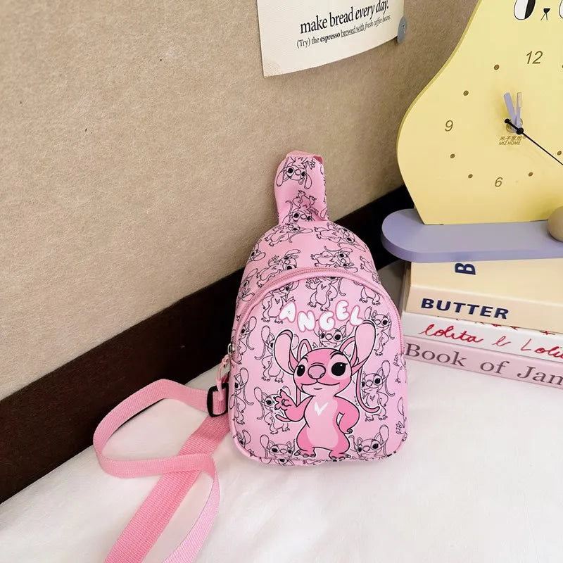 Stitch & Angel Cartoon-Umhängetasche mit Münzfach – Modische lässige Brusttasche für Alltag, Reisen und Freizeit